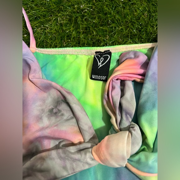 Windsor Multi Color Pastel Rainbow Tie Dye Bodysuit Size Small - Picture 3 of 3